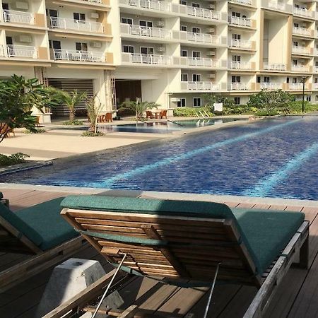 Viera Residence Манила Экстерьер фото